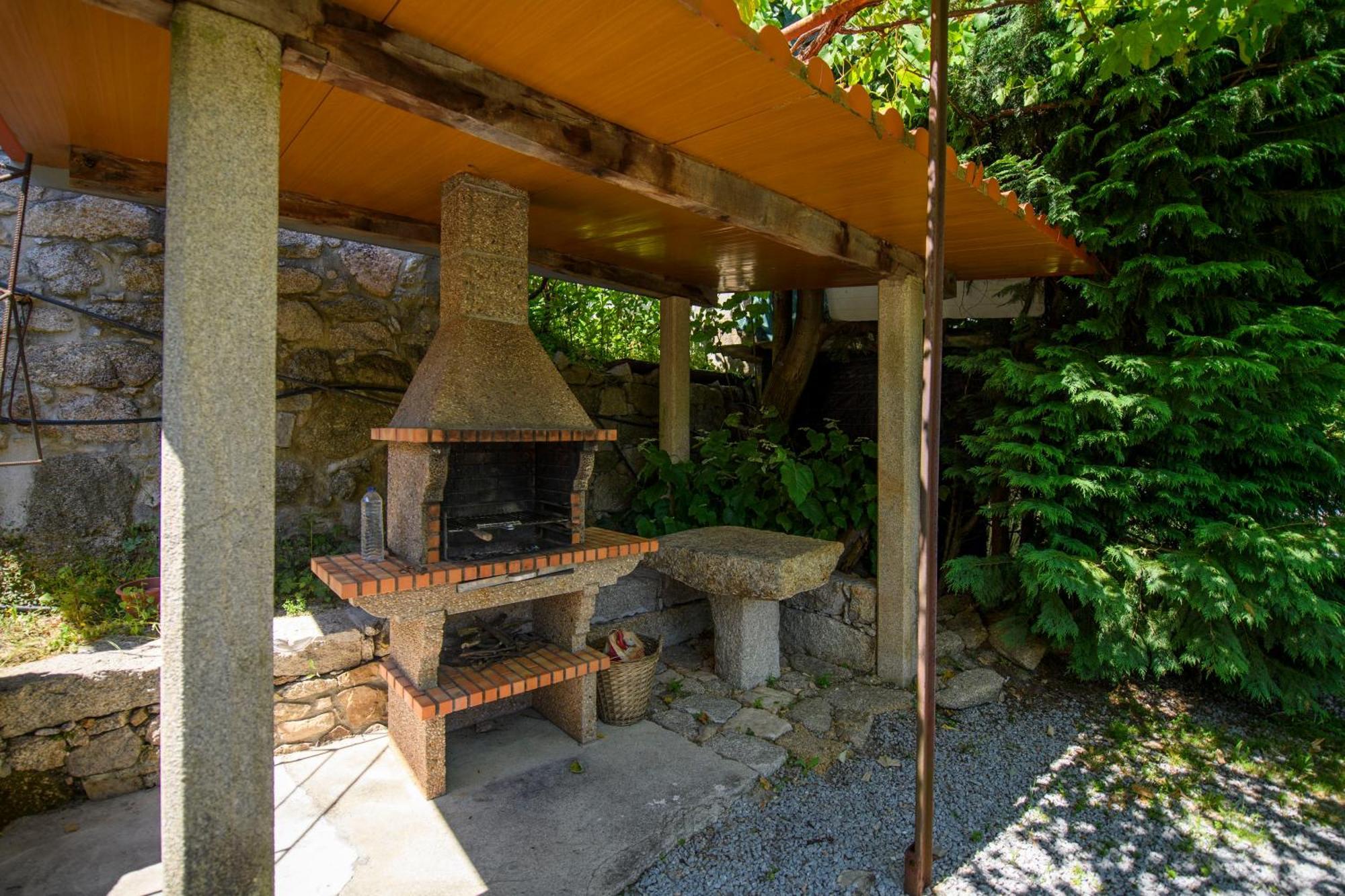 Afonso'S House Geres I Villa Braga Bagian luar foto