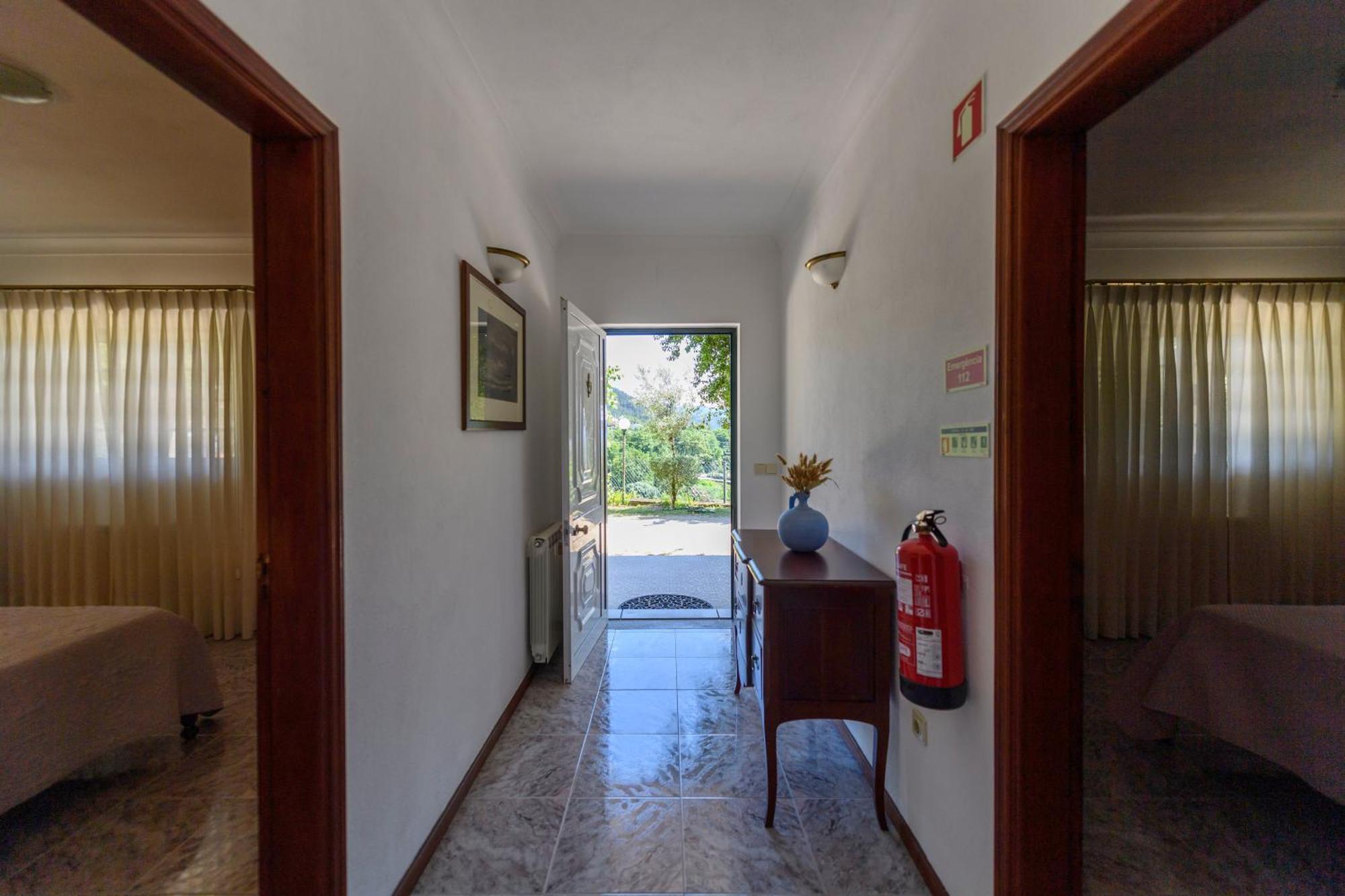 Afonso'S House Geres I Villa Braga Bagian luar foto