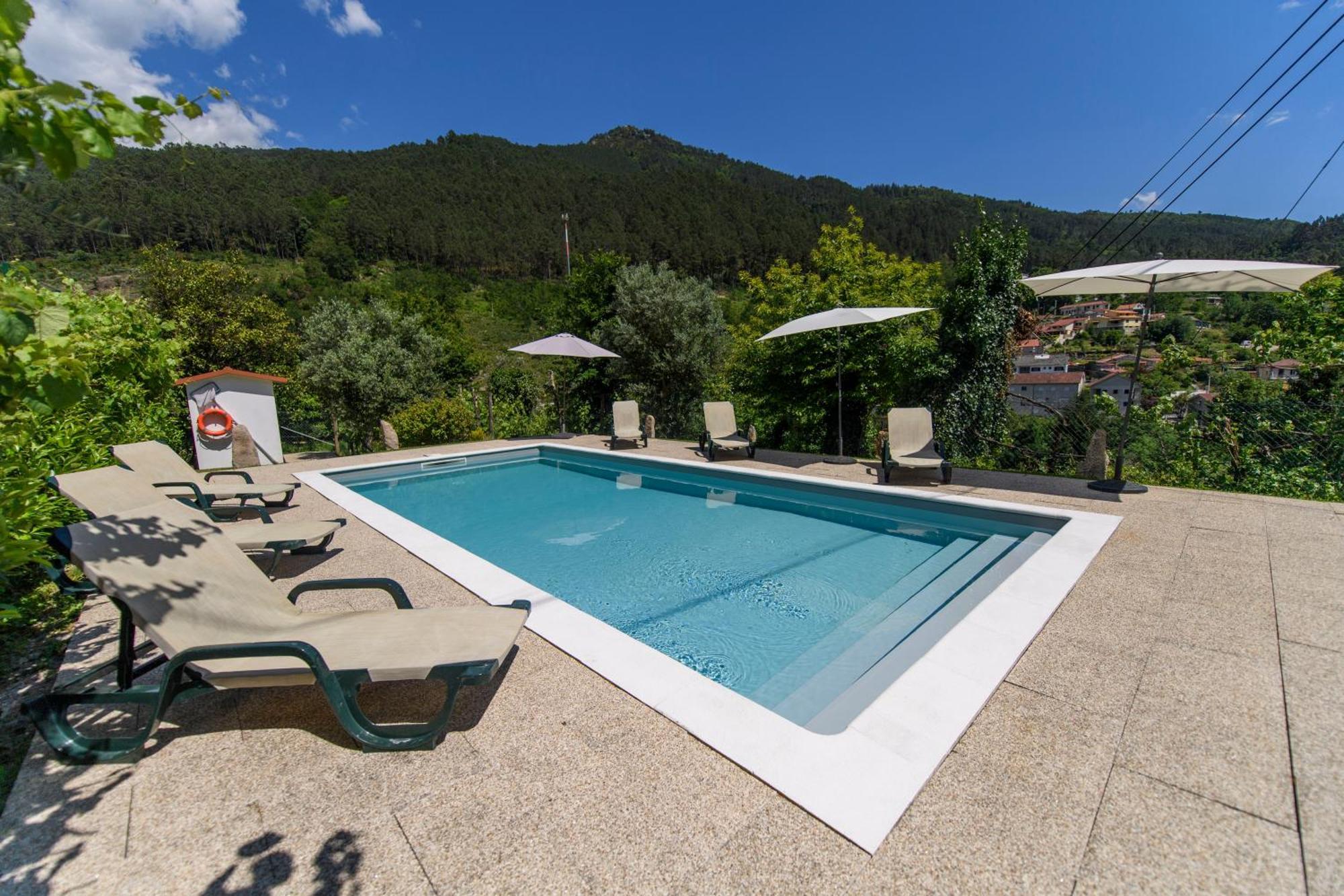 Afonso'S House Geres I Villa Braga Bagian luar foto